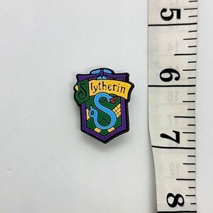 🎈5/$10🎈 PINS..PATCHES..CROC CHARMS.. Harry Potter..